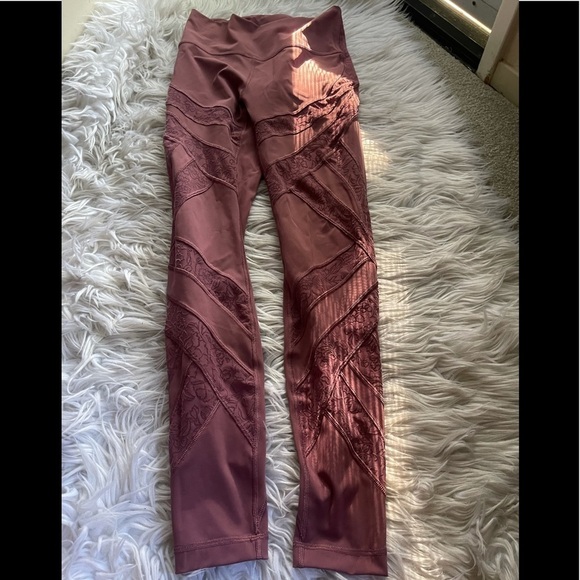 lululemon wunder under flocked high rise - Picture 2 of 6